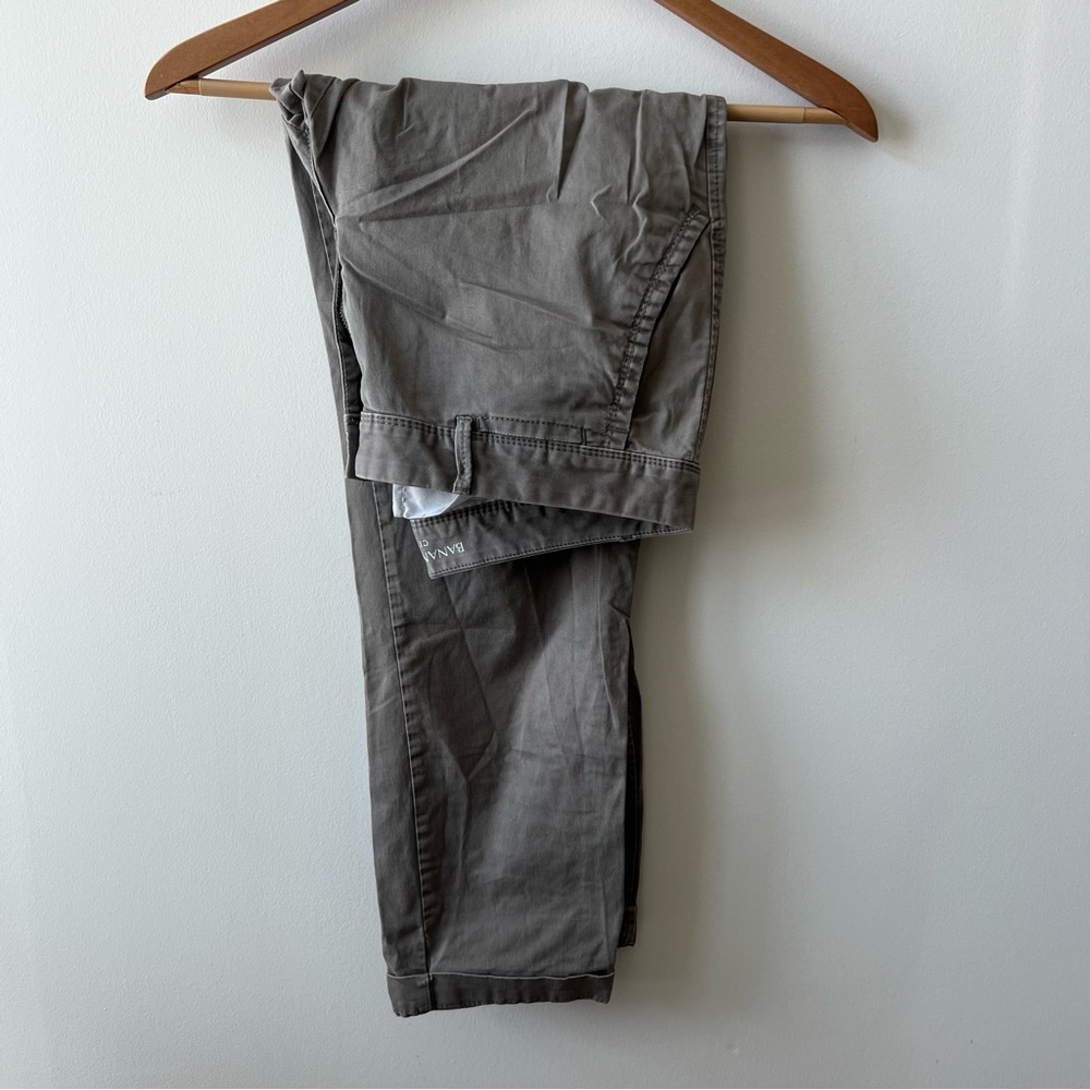 Banana Republic Roll-Up City Chino